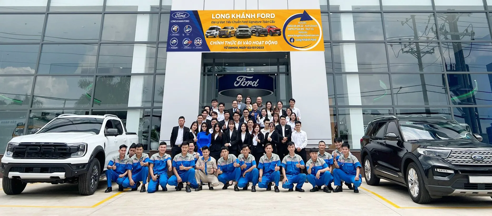 Long Khánh Ford Showroom