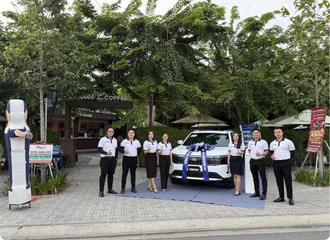 Lễ Bàn Giao Xe Mới Cho Khách Hàng